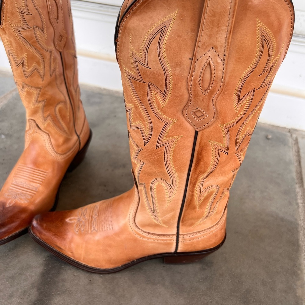 Women's or Girls Nocona Cowboy Boots Size 5